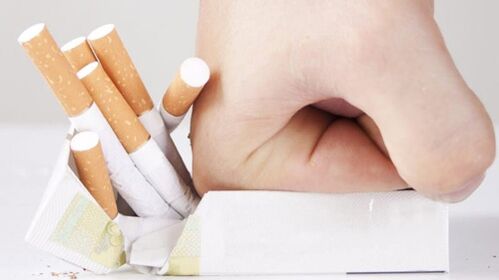 Încetarea bruscă a fumatului, provocând perturbări în funcționarea organismului